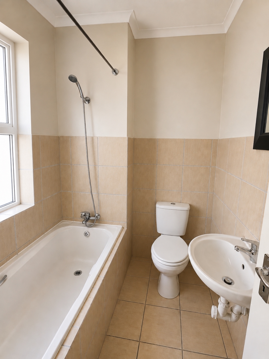 To Let 2 Bedroom Property for Rent in Buh Rein Estate Western Cape